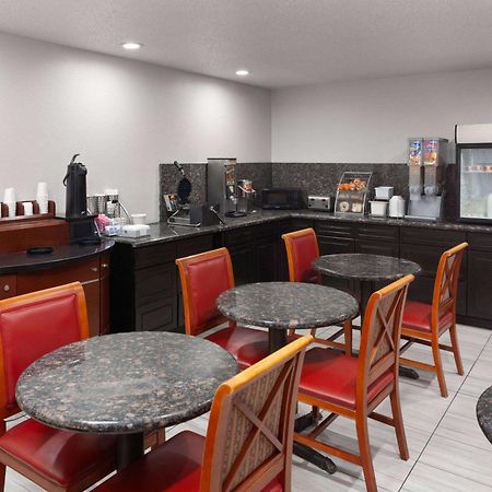 Super 8 By Wyndham Romeoville Bolingbrook Esterno foto