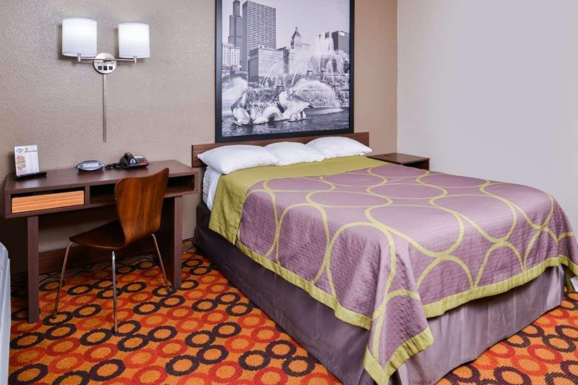 Super 8 By Wyndham Romeoville Bolingbrook Esterno foto