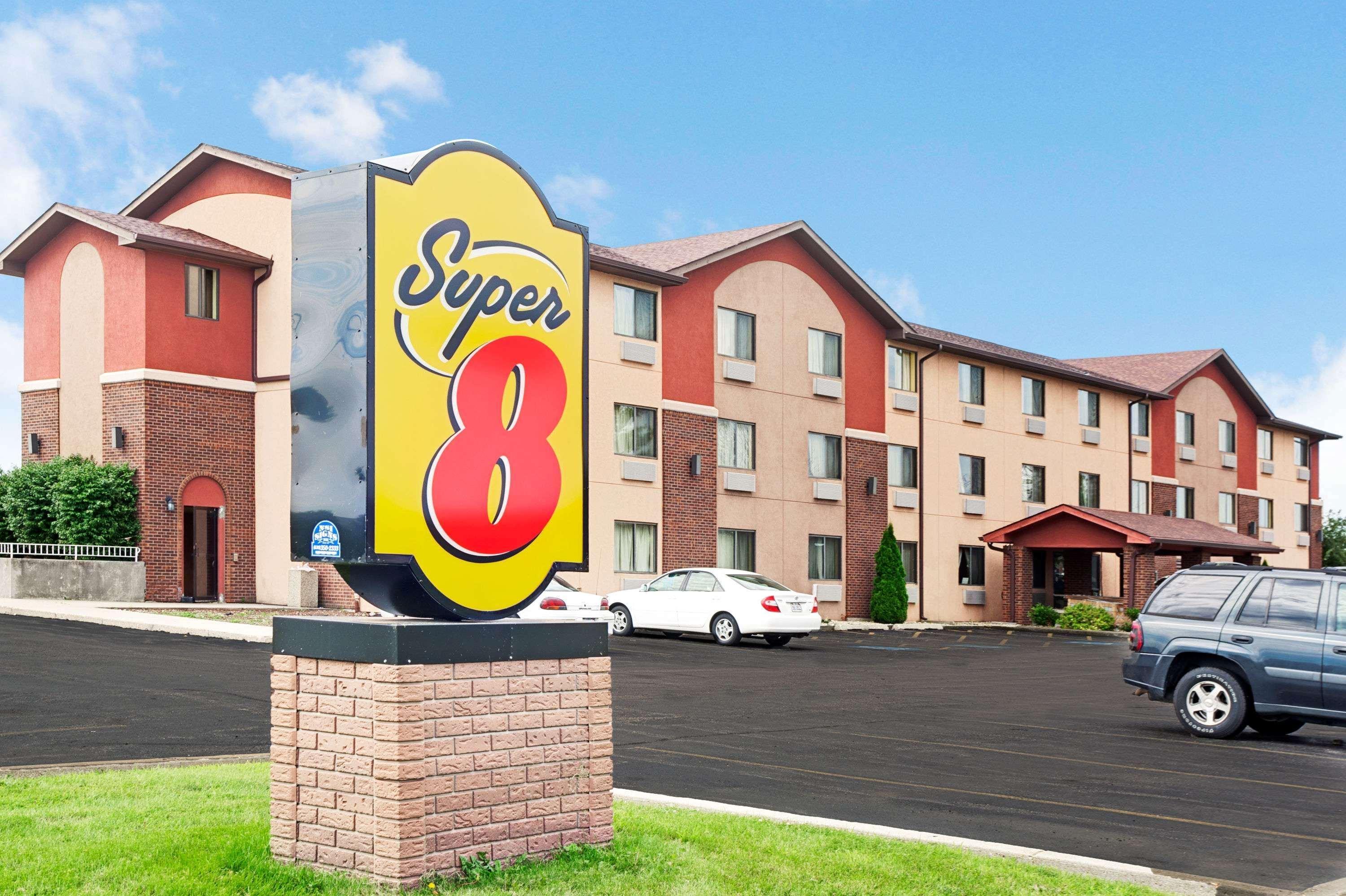 Super 8 By Wyndham Romeoville Bolingbrook Esterno foto