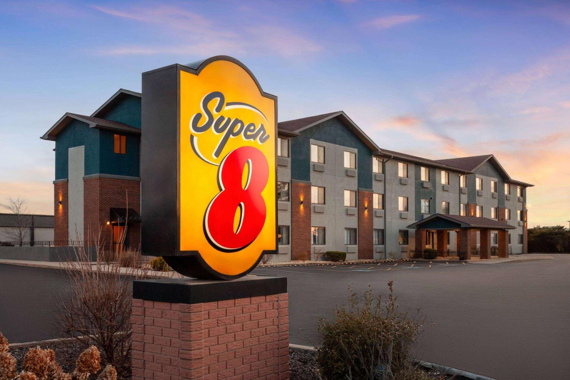 Super 8 By Wyndham Romeoville Bolingbrook Esterno foto