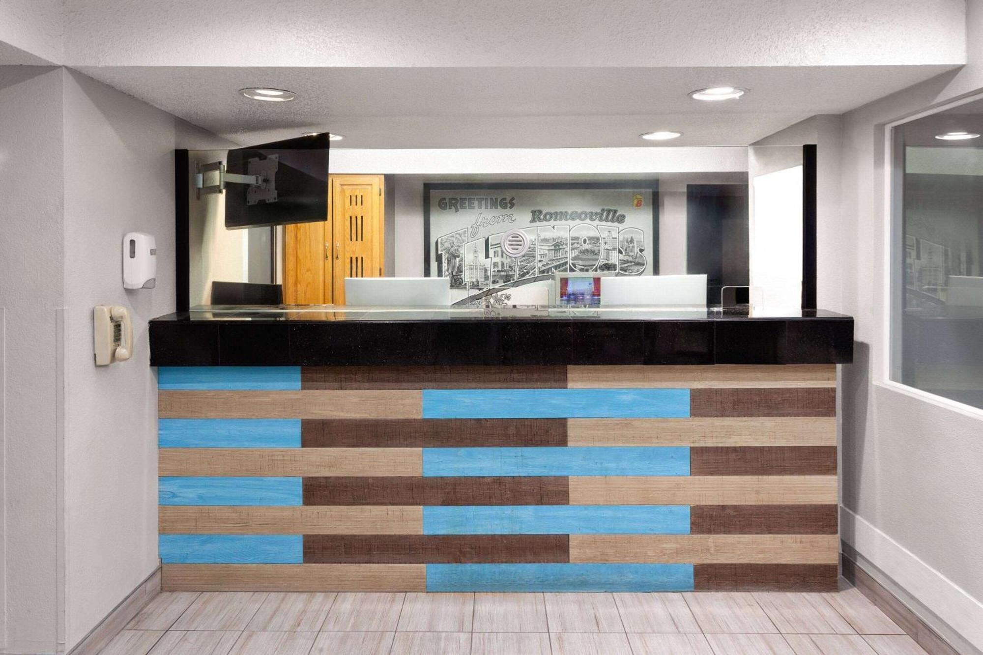 Super 8 By Wyndham Romeoville Bolingbrook Esterno foto
