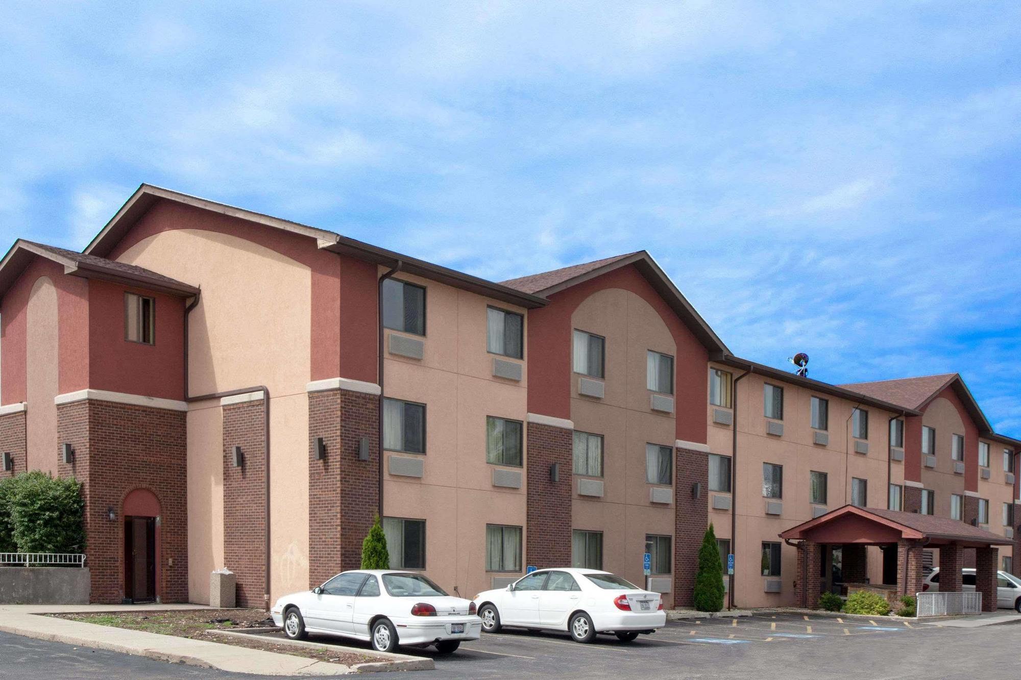 Super 8 By Wyndham Romeoville Bolingbrook Esterno foto